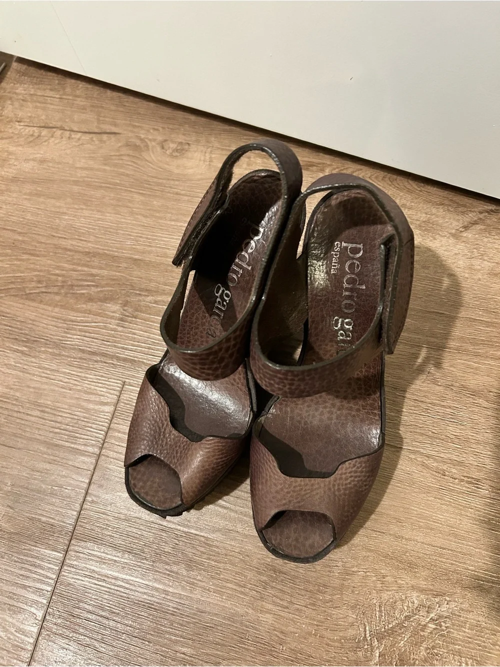Pedro Garcia Brown Textured Platform Peep-Toe Sandals with Ankle Strap